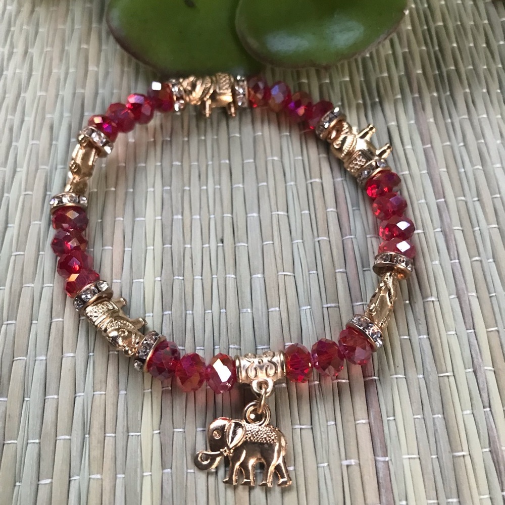 BRACELET with Elephant Charm!
